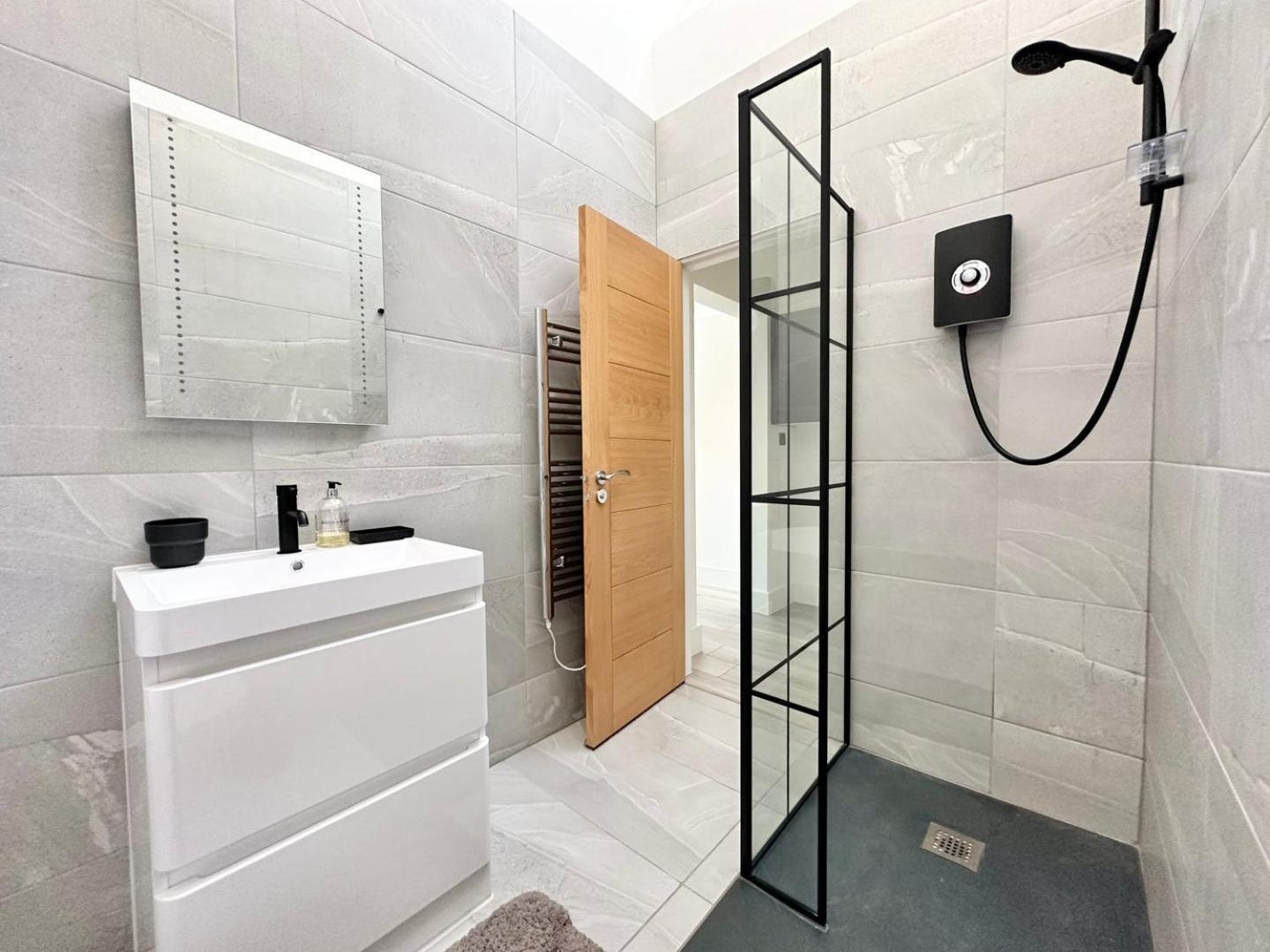 Luxury Duplex City Centre Apartment Leeds  Exterior photo